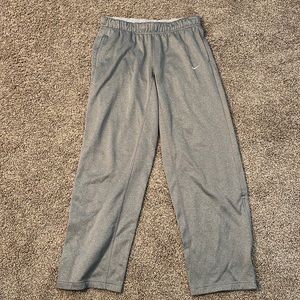 Nike Therma-Fit Sweatpants